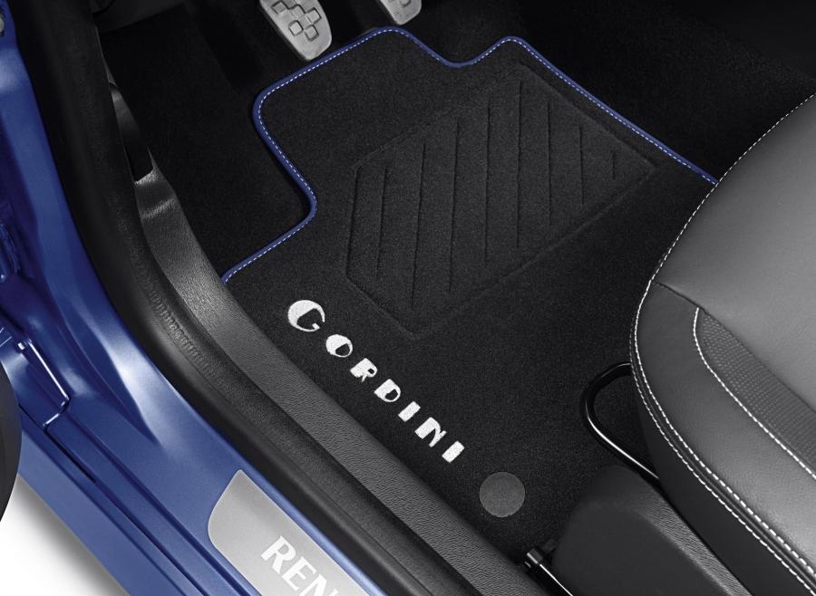  Renault Twingo RS Gordini 2009 года  (фото 10 из 24)